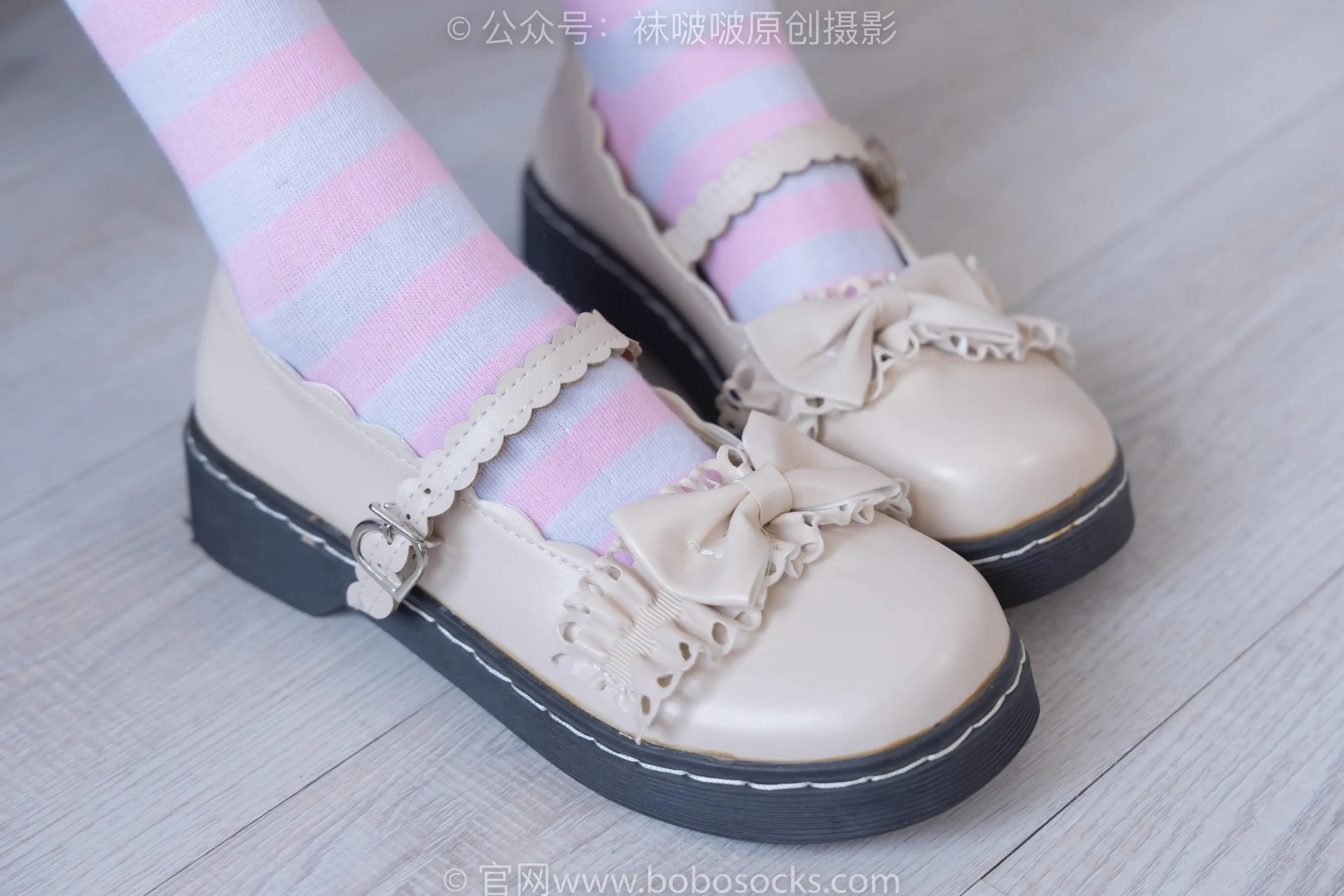 [BoBoSocks袜啵啵]NO.229 稚予-板鞋、皮鞋、两双大腿袜[22] [46P]插图5